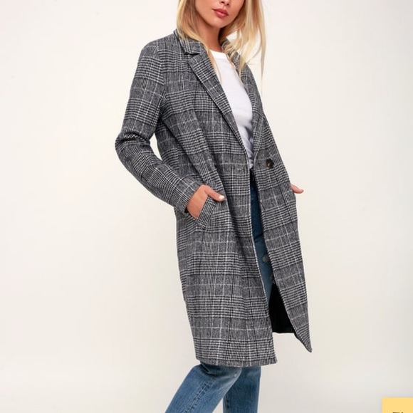 Lulus Jackets & Blazers - Lulus Plaid Long Coat